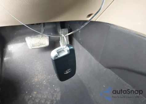 2015 Hyundai Sonata Hybrid из США, поврежденный, VIN KMHEC4A49FA135661